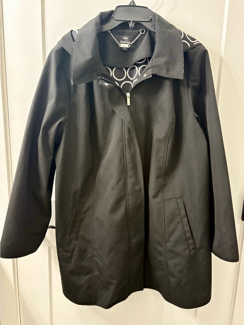 Dennis Bassi Size 2X  Black Trench Coat with Patterned Lining with zip off hood
